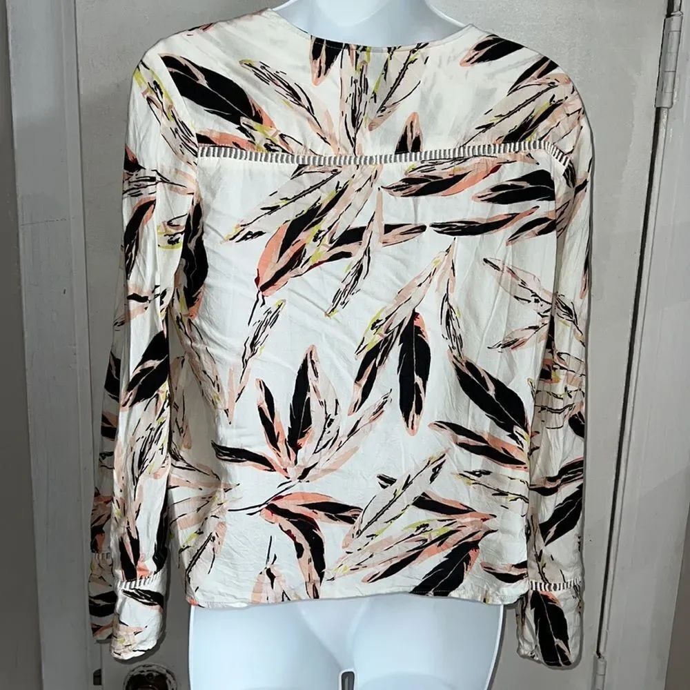 MAVEN WEST Luxe Soft Feather Pattern Blouse-M - Picture 4 of 8